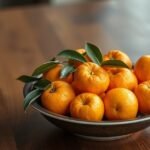 Čerstvé mandarínky v miske na drevenom stole